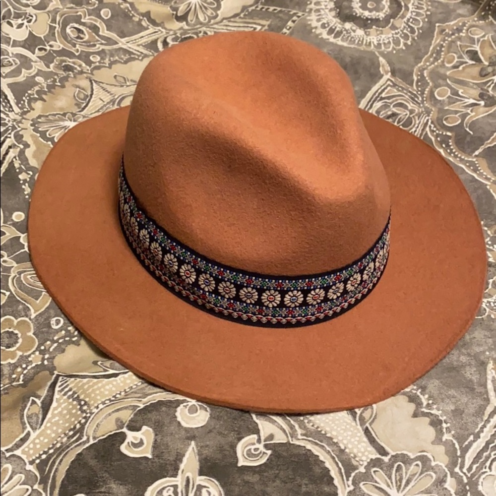 Woman’s Fedora Hat with Design Strap